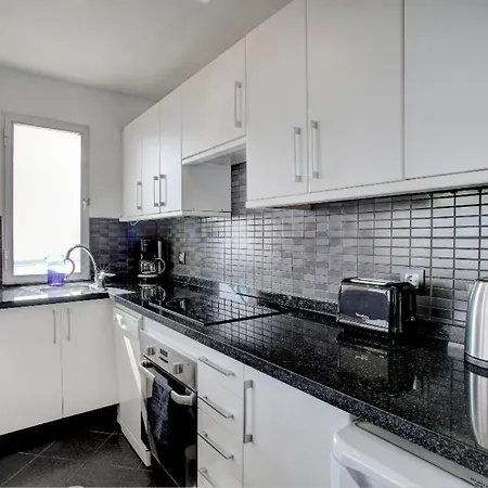 In Marina Apartment *